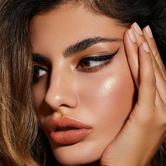 Lunaria Beauty™ 2-in-1 Wing Stamp Eyeliner